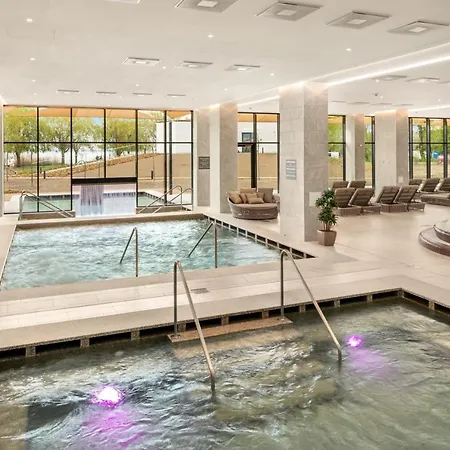 Ξενοδοχείο Sirius Hotel****superior Keszthely