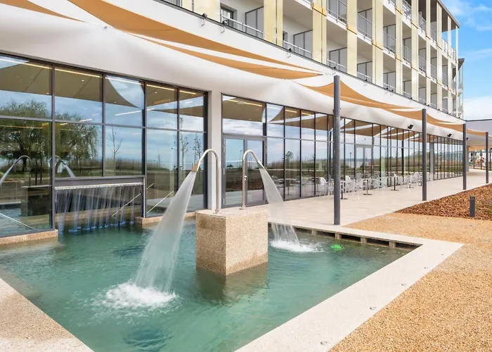 Sirius Hotel****superior מלון