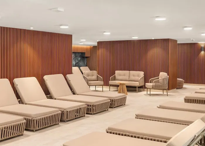 מלון Sirius Hotel****superior 4*